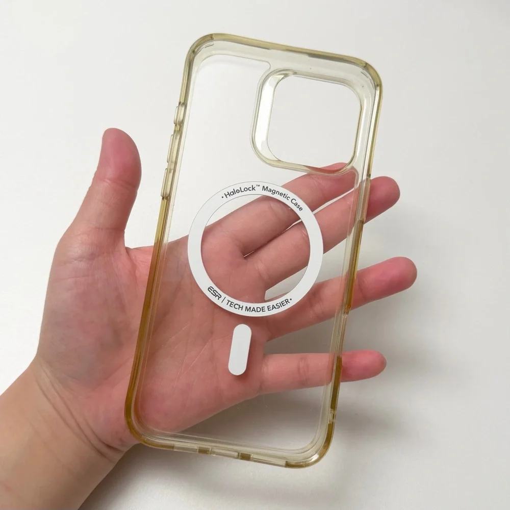 ESR UltraTempered GlassScreenProtector (!two left!) +ESR iPhone 16 pro max case
